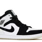 Air Jordan 1 Mid - Diamond Shorts